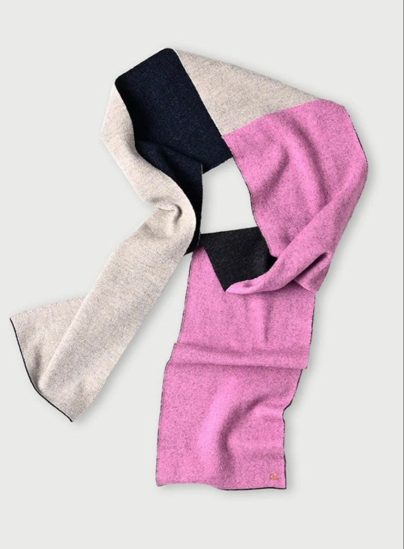 45R（フォーティーファイブアール）フロートダブルフェイスマフラー・生成×ピンク