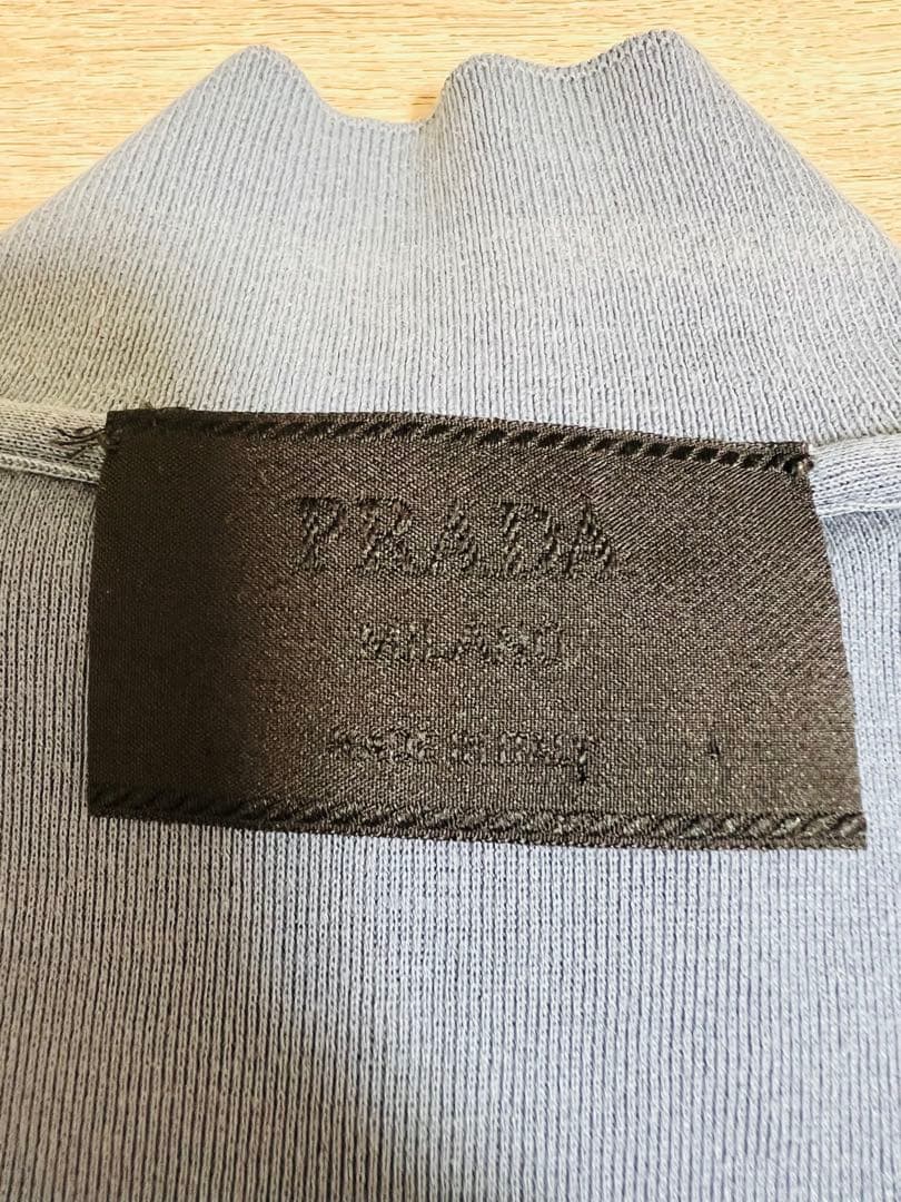 最終値下げ　PRADA メンズポロシャツ