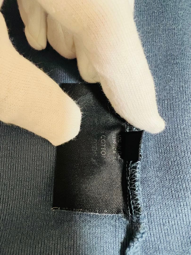 最終値下げ　PRADA メンズポロシャツ