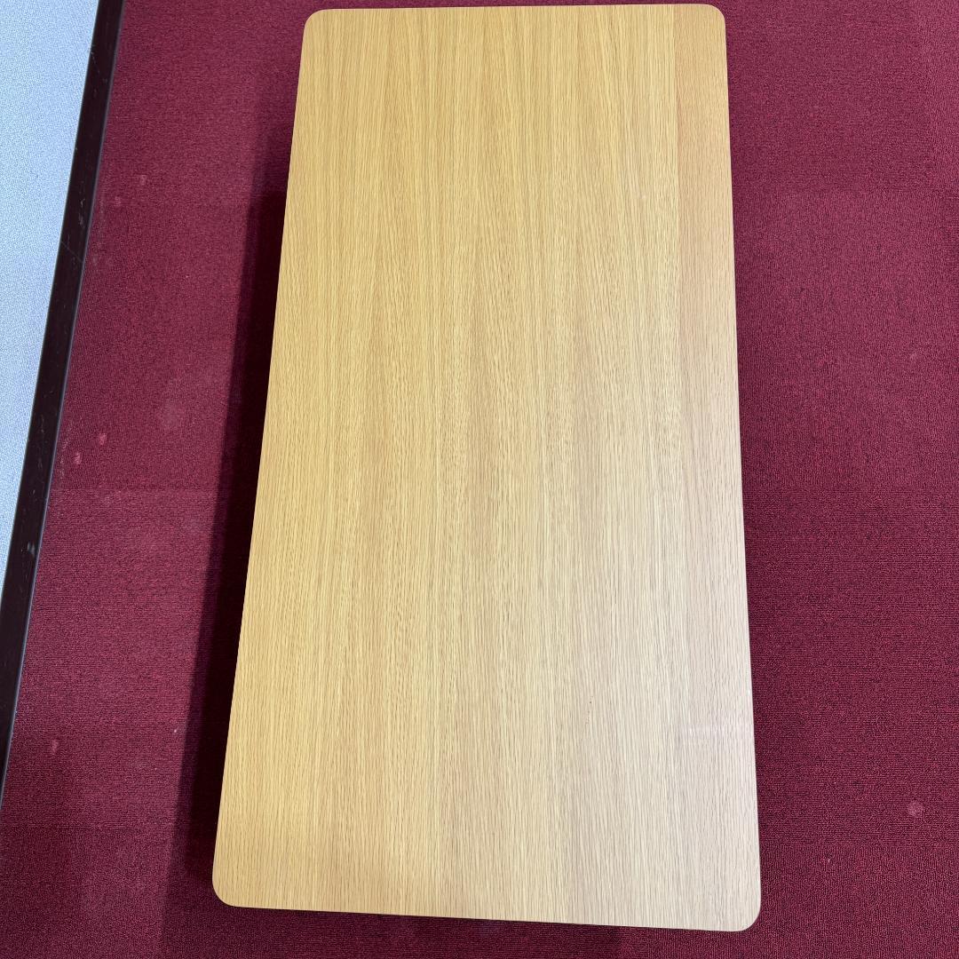 東京23区送料無料　無地良品木製ローテーブル　使用期間一ヶ月　極美品オーク材