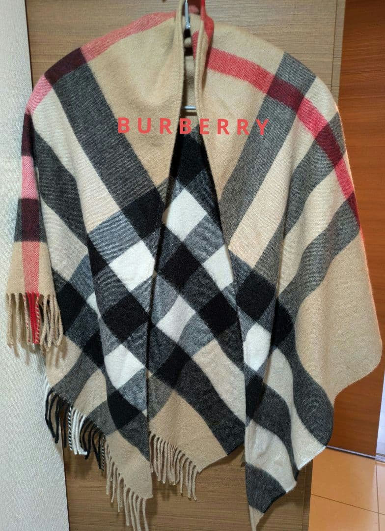 バーバリ　未使用カシミヤ100%マフラー三角