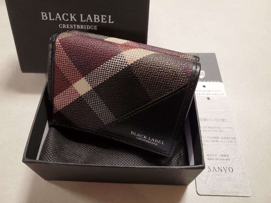 【新品】ブラックレーベルクレストブリッジ　　三つ折り財布　ウォレット　赤　423