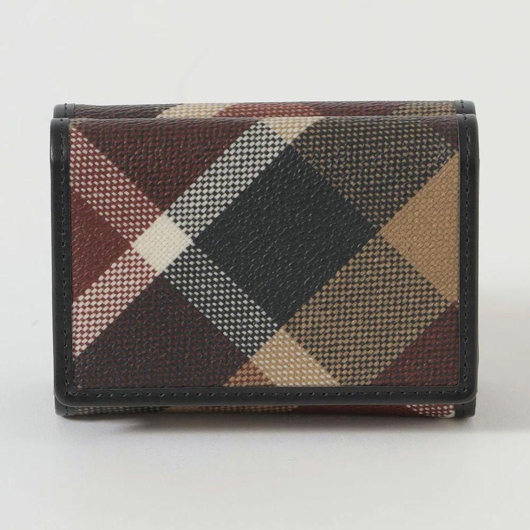 【新品】ブラックレーベルクレストブリッジ　　三つ折り財布　ウォレット　赤　423