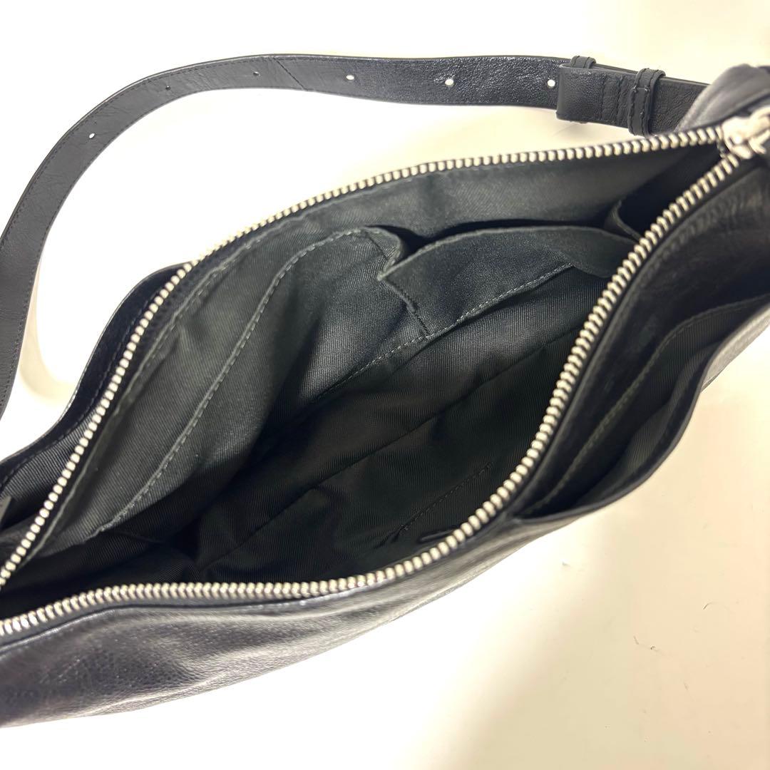 ear PAPILLONNER ミニスワローマチショルダーバッグ　黒