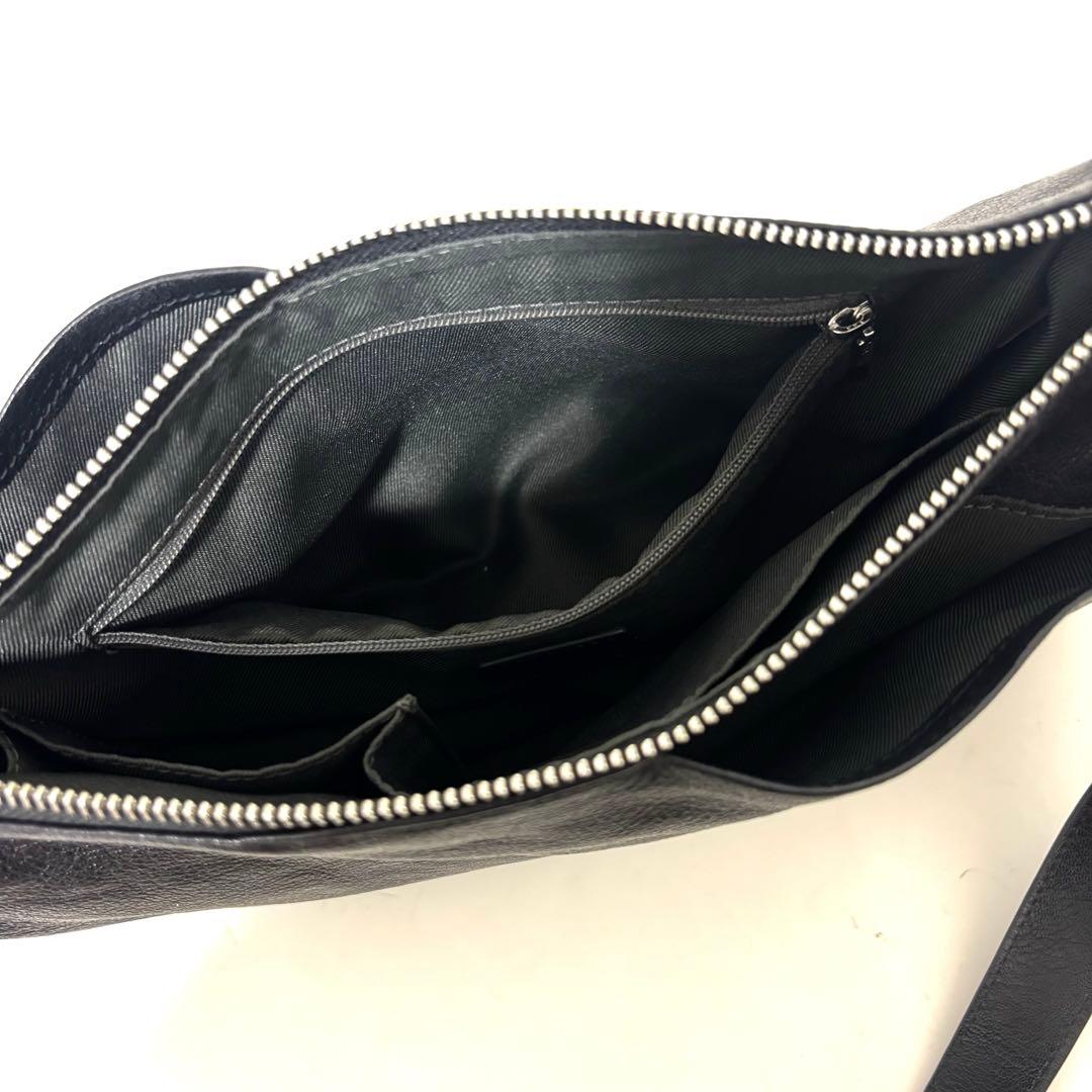 ear PAPILLONNER ミニスワローマチショルダーバッグ　黒