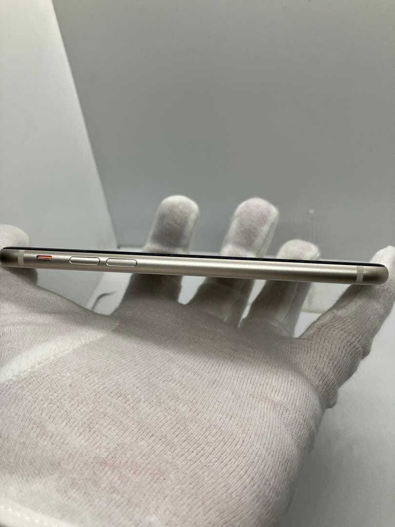 iPhone SE (第3世代) 64GB SIMフリー 美品バッテリー100%