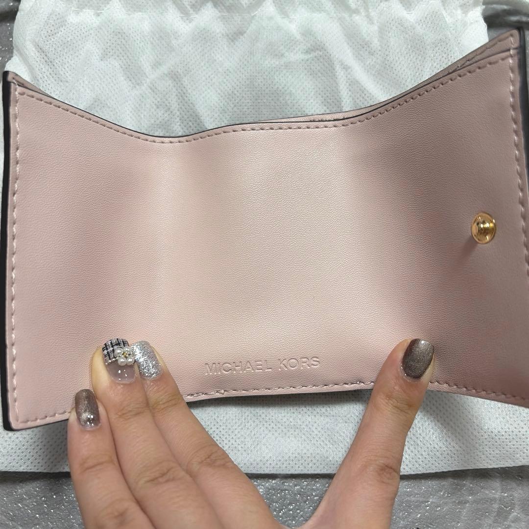 ホ*ン様 新品MICHAEL KORS マイケルコース 三つ折り財布
