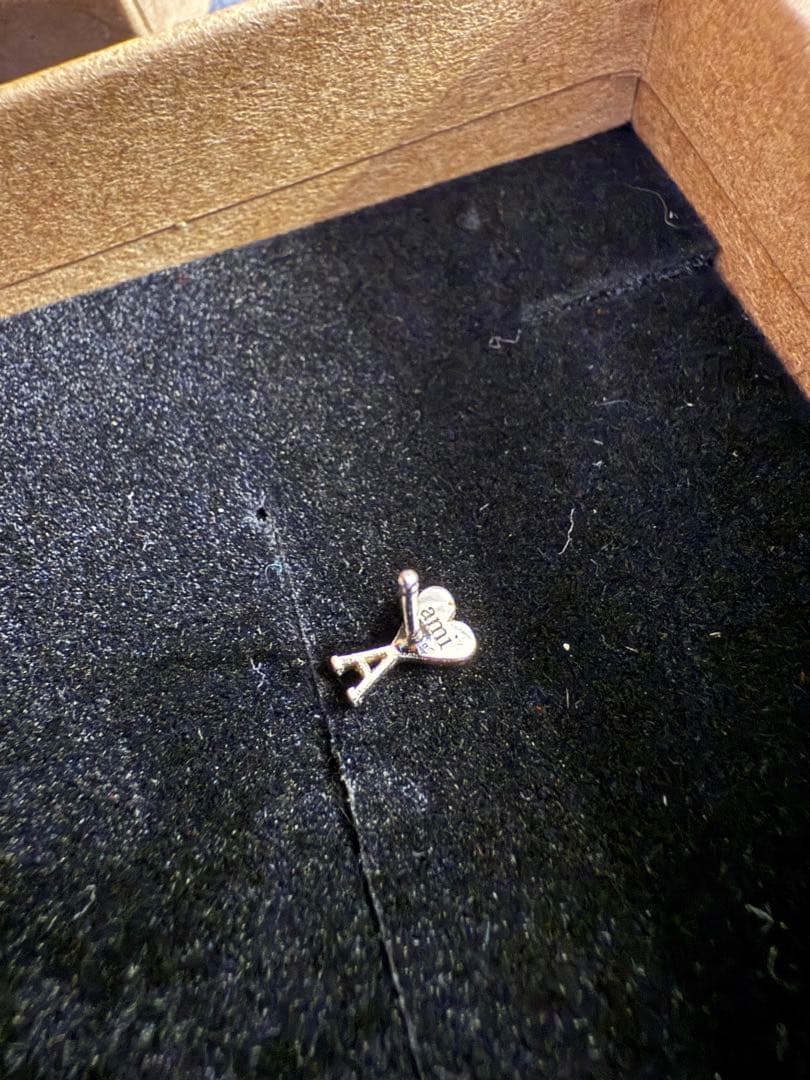 【定価23000円】ami シルバー ハート型ピアス【キャッチなし】