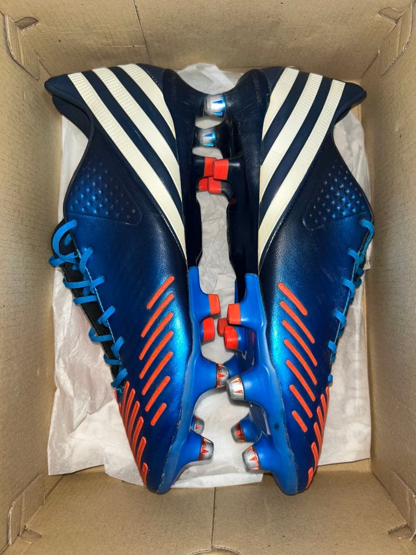 ほぼ新品 アディダス サッカースパイク プレデター リーサルゾーン SG