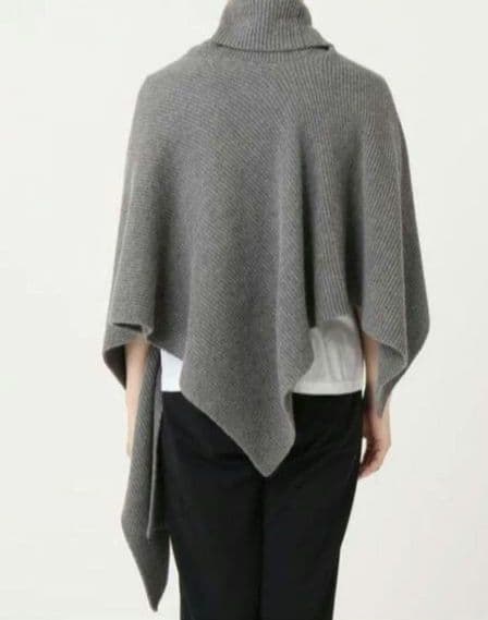 けみごろうAP studio APストゥディオタートルネックポンチョ☆