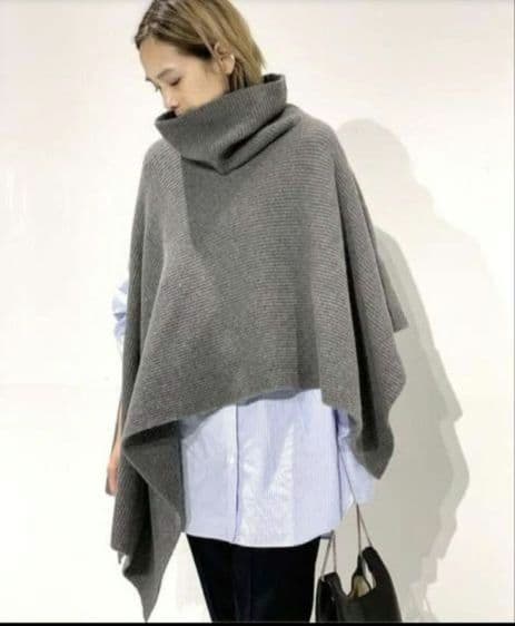 けみごろうAP studio APストゥディオタートルネックポンチョ☆