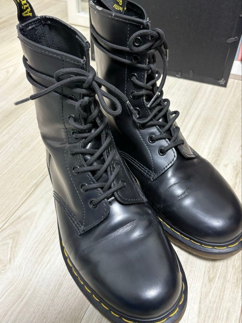 氷室京介ドクターマーチン8ホールUK10