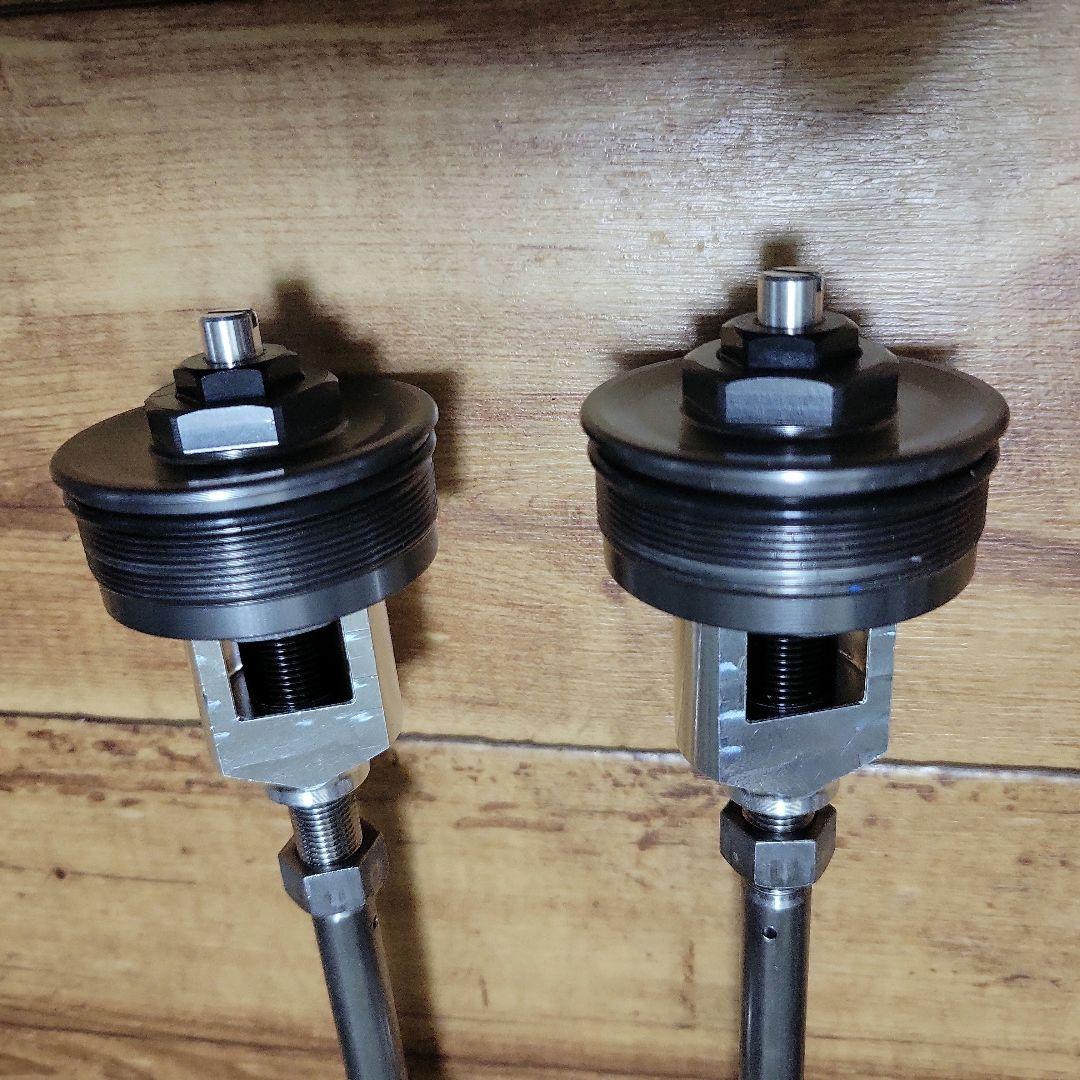 Z900RS フォーク　カートリッジ　ほぼ新品