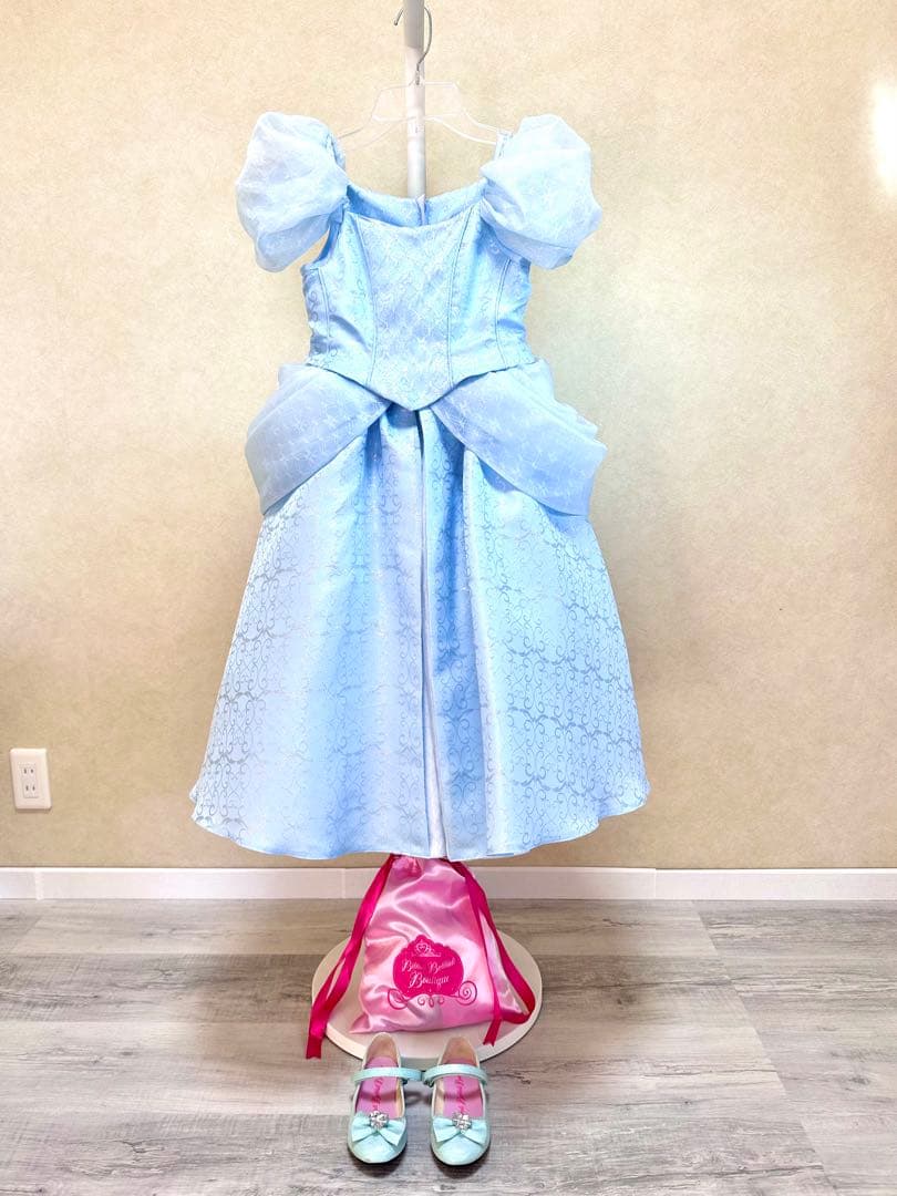 ☆ ビビディバビディブティック シンデレラ プレミアムドレス 付属品付き ☆