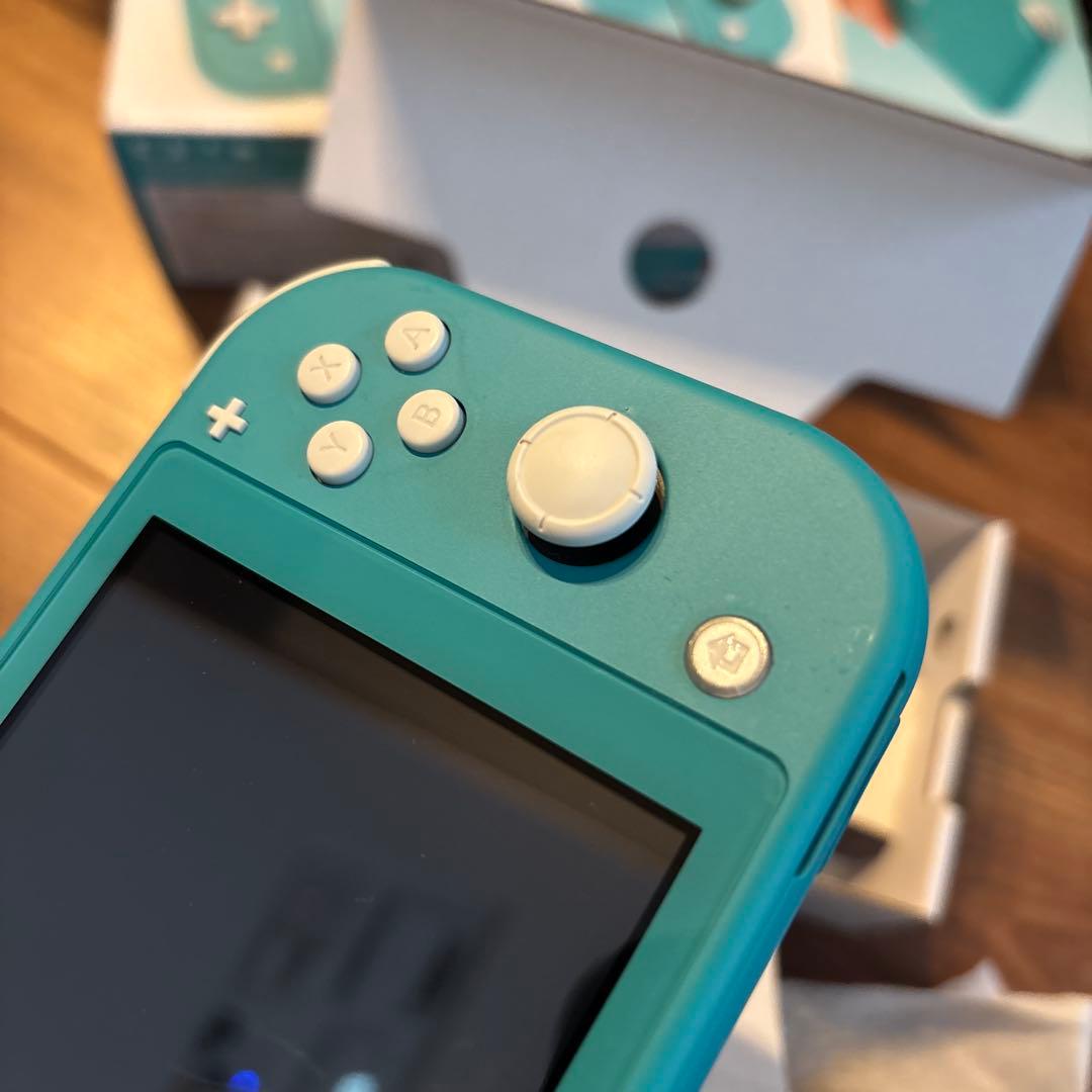 Nintendo Switch liteターコイズ