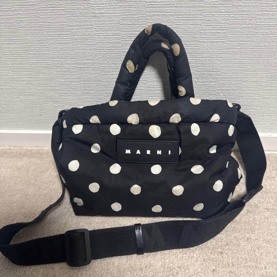 マルニ ドットパフバッグ