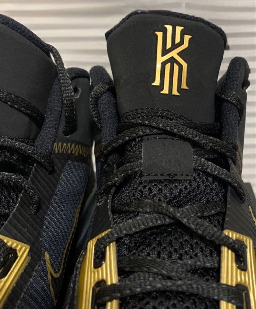 シューズ(男性用) NIKEKyrie Flytrap IV EP