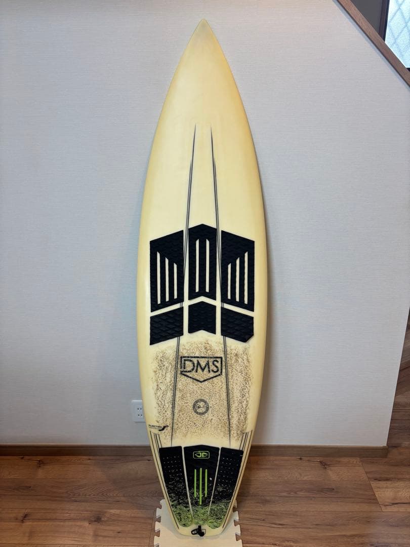 DMS サーフボード ブラックキャット　5.10