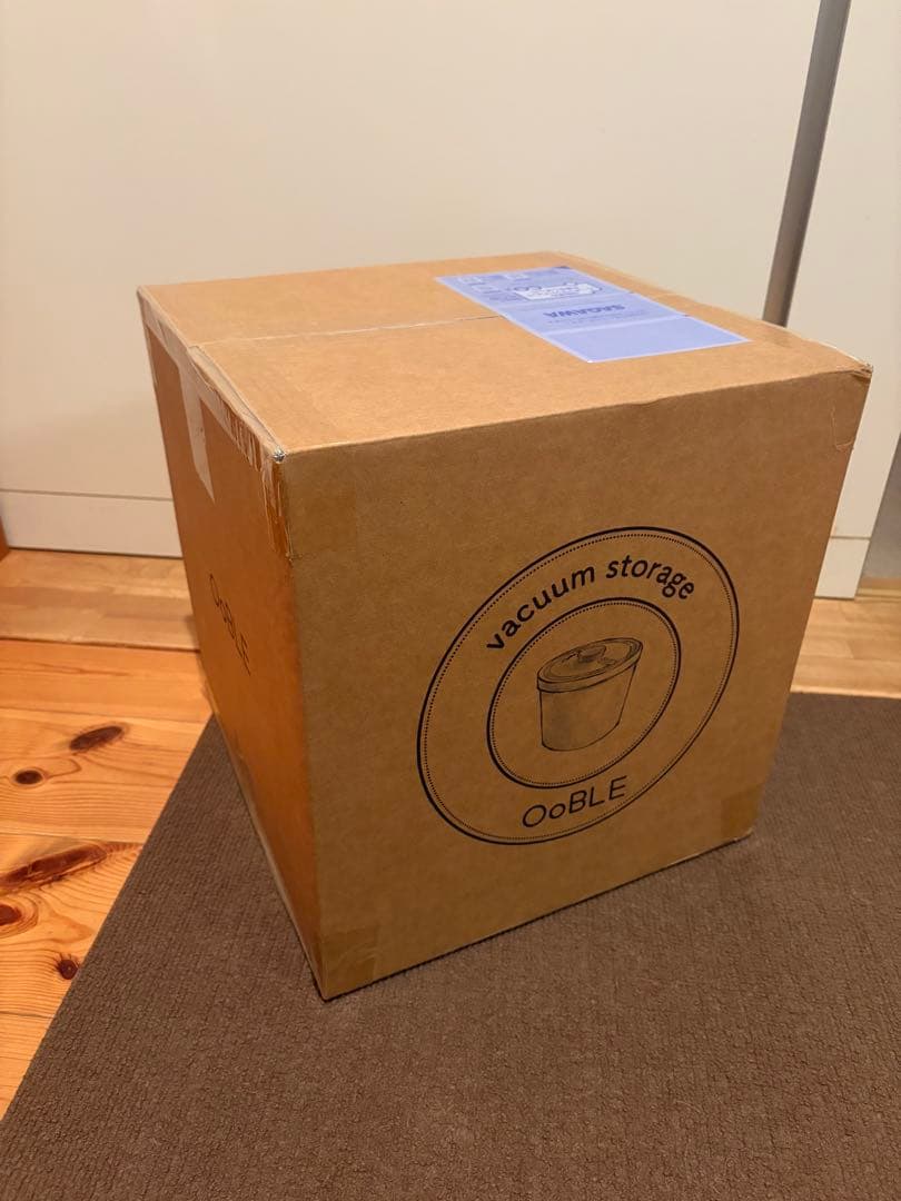 OoBLE 真空保存容器 13L ホワイト