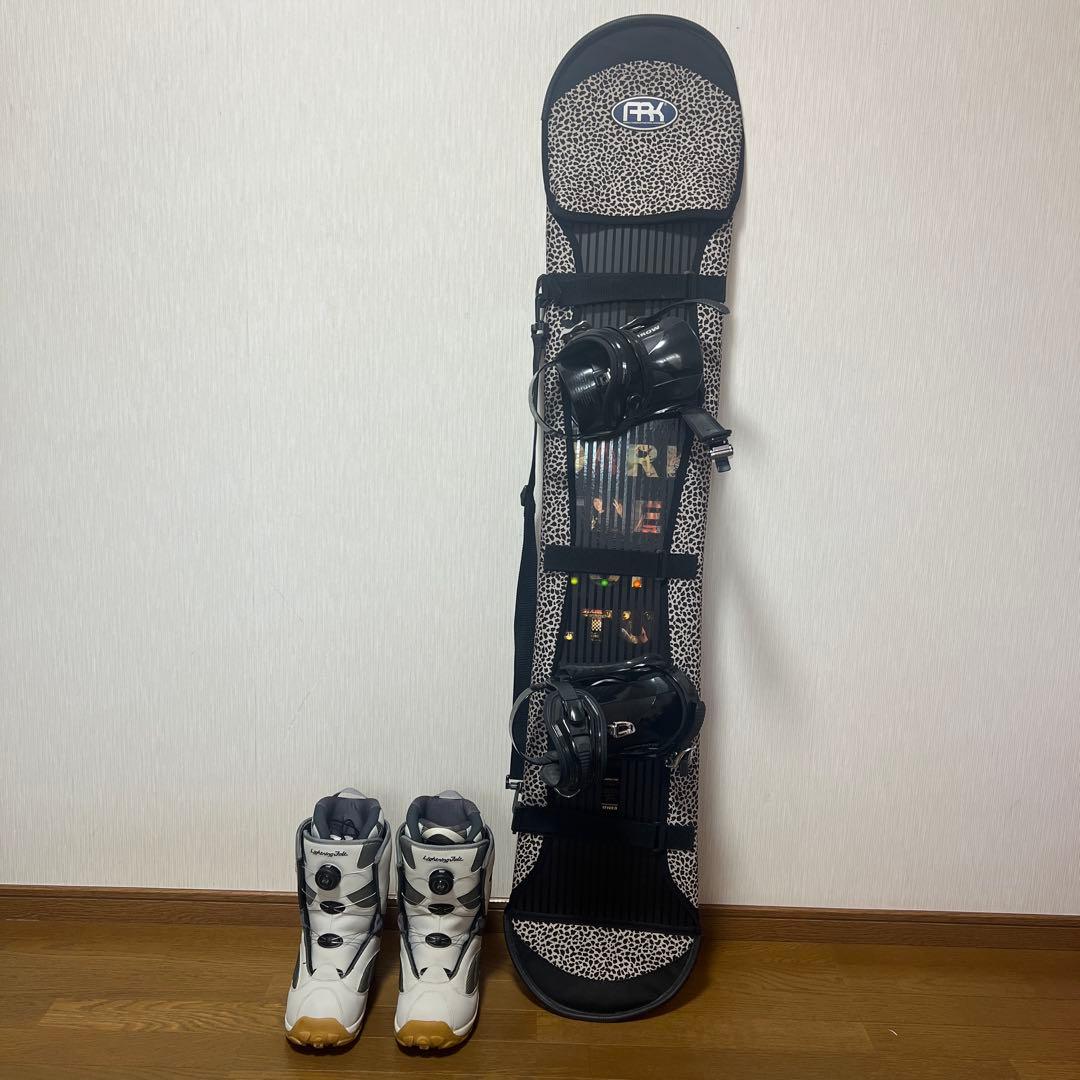 し*ろ様 【商品説明を必読ください】3点セット！スノーボード ケース ブーツ