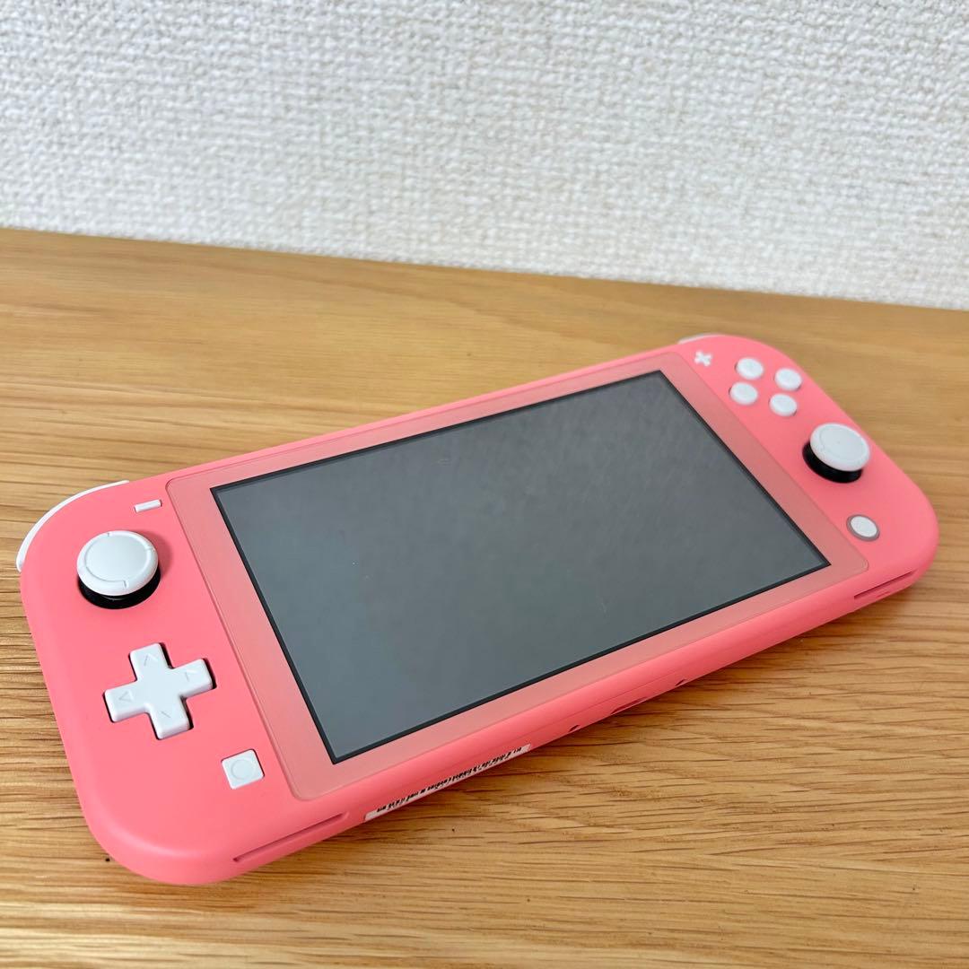 Nintendo Switch Lite コーラル ※画面に難あり