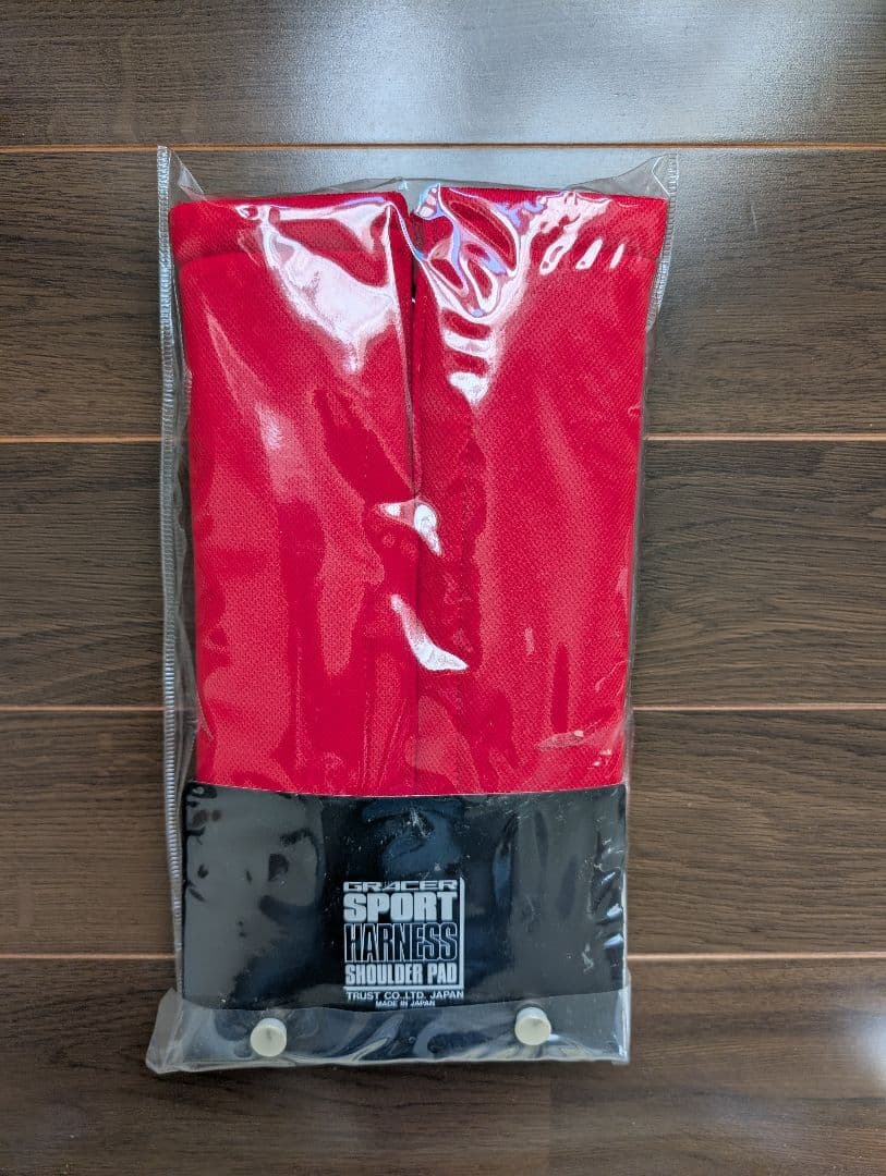 絶版品　トラスト グレーサー ショルダーパッド TRUST GRACER