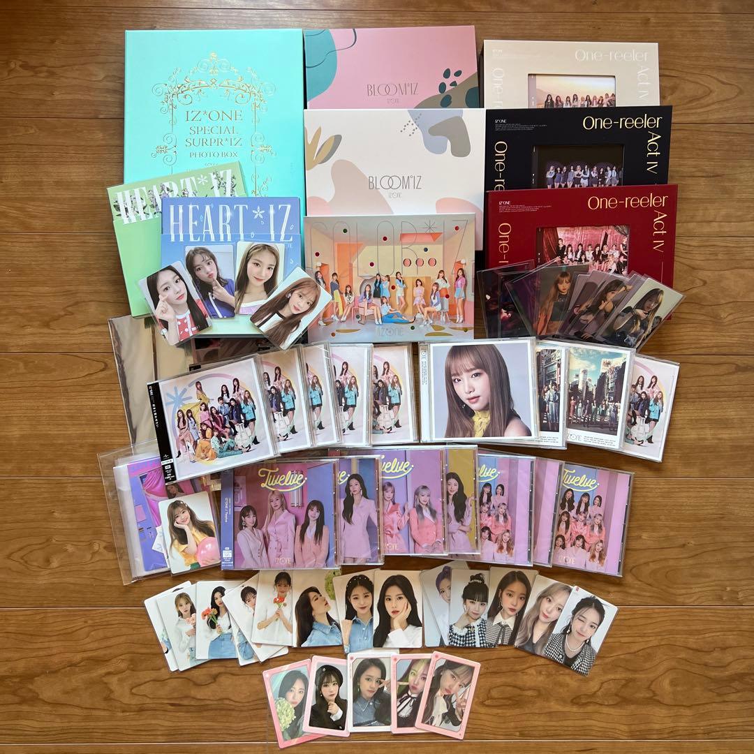 IZ*ONE アルバム(付属品付き)トレカ まとめ売り