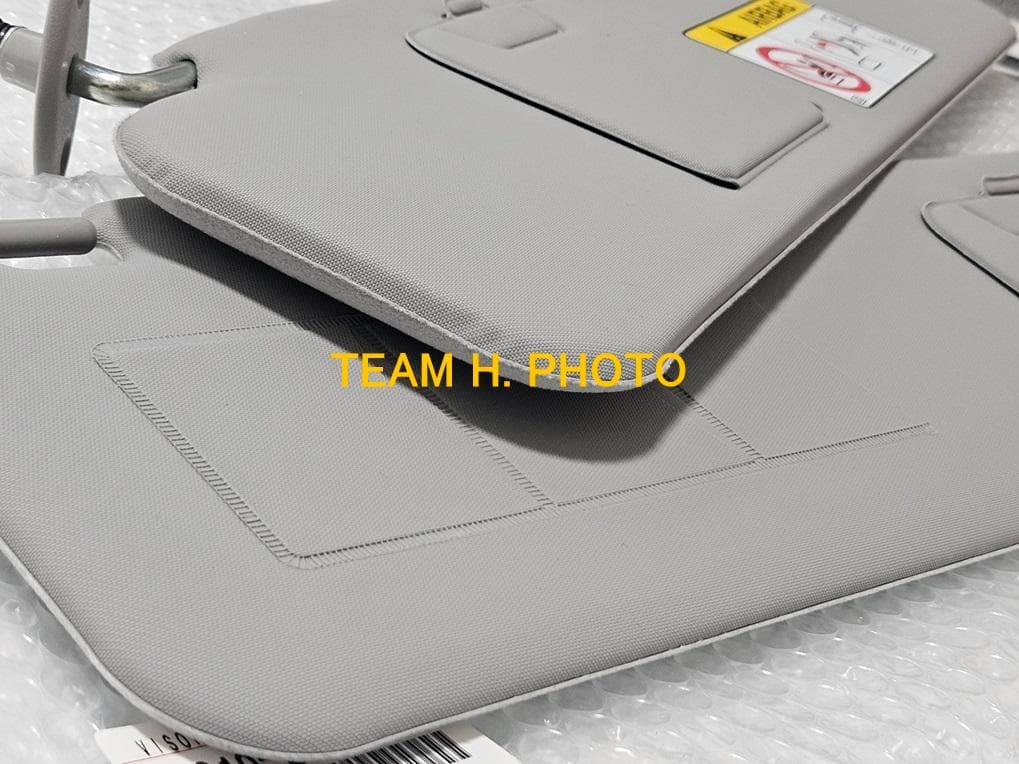 200系ハイエース　スーパーGL　純正サンバイザー　左右セット　ワイド用　グレー