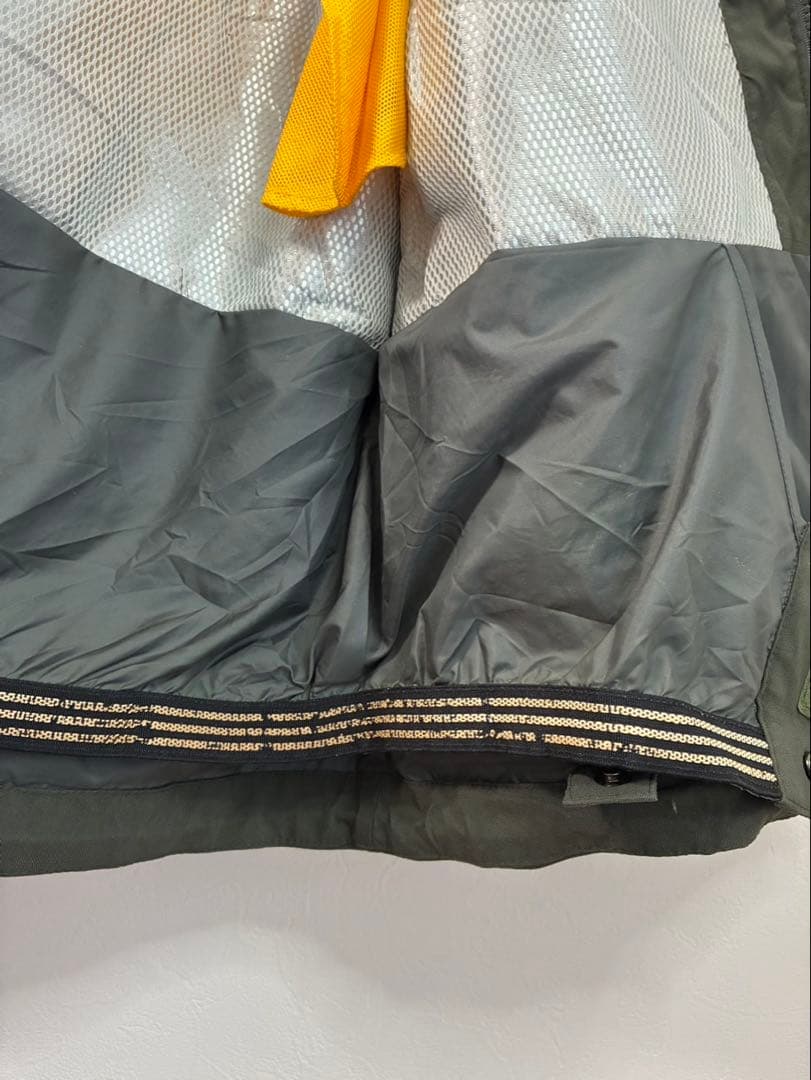 ARBN フード付きジャケット エアーボーン　Mサイズ　スノーボードウェア