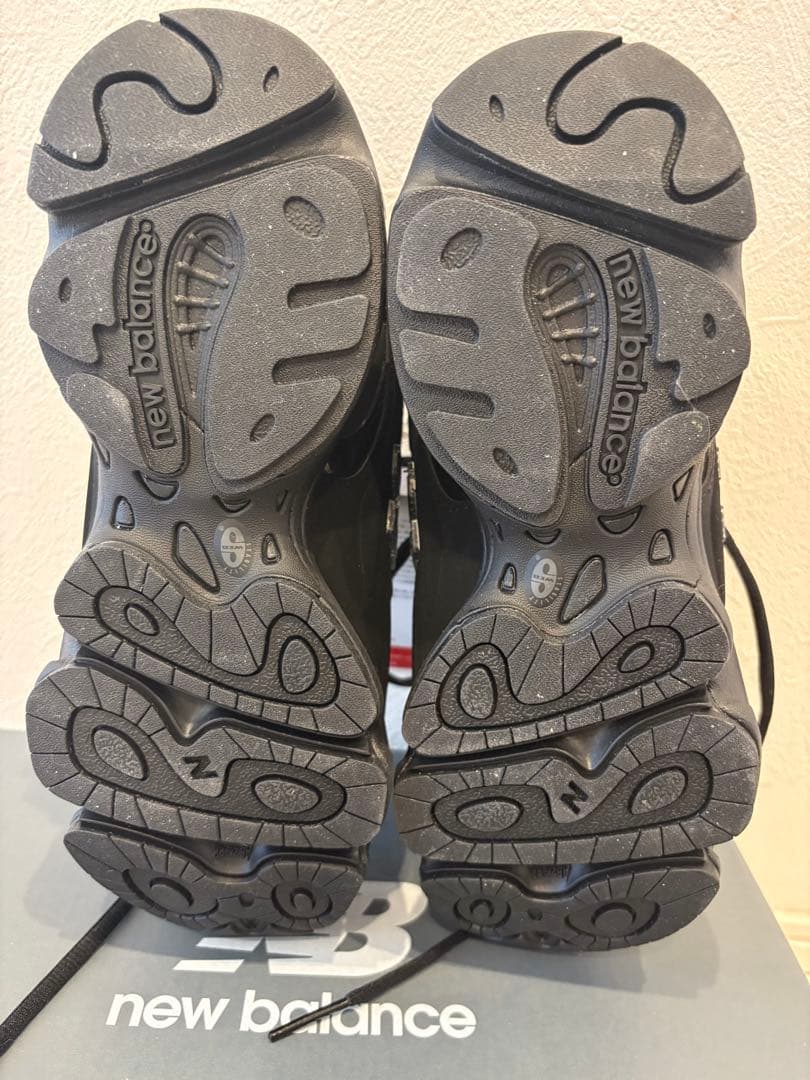 靴 Newbalance M1000DB