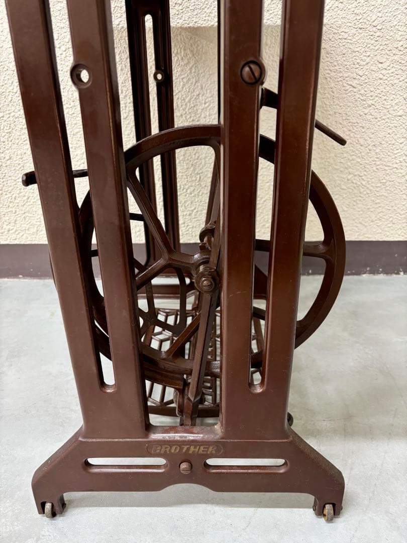 【最終値下】BROTHER 足踏みミシンテーブル アンティークテーブル　レトロ