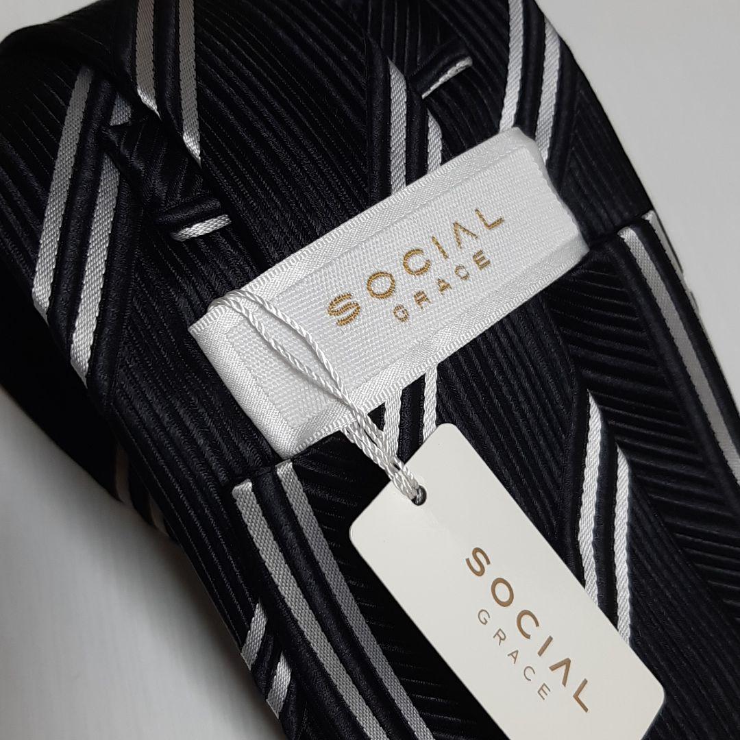 未使用 日本製 SOCIAL grace ポケットチーフ付 ソシアル グレース