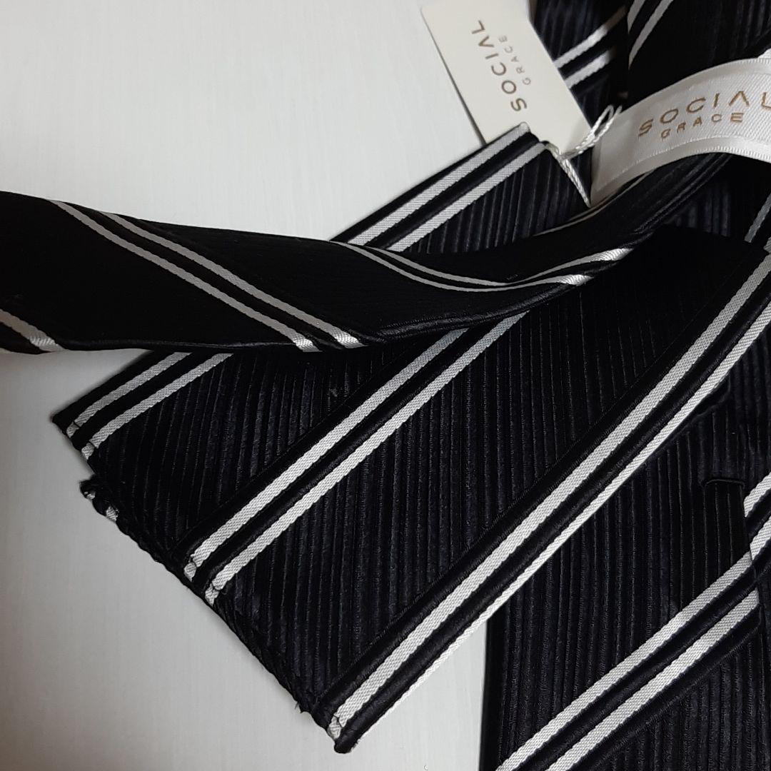 未使用 日本製 SOCIAL grace ポケットチーフ付 ソシアル グレース