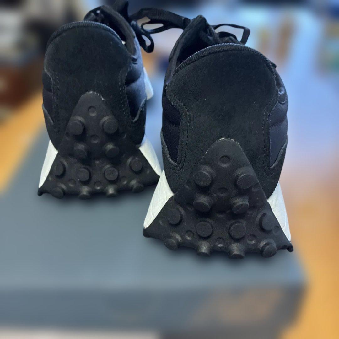 ニューバランス　ＭＳ327ＬＨ1 24.5センチ