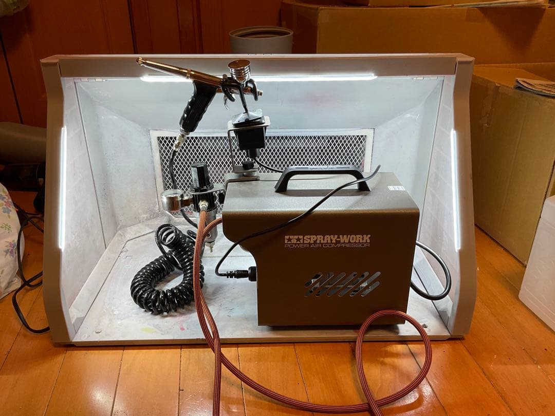 タミヤ　スプレーワーク　パワーコンプレッサー