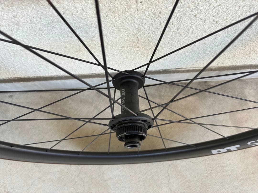 DT SWISS 1600 カーボンホイール　前後セット