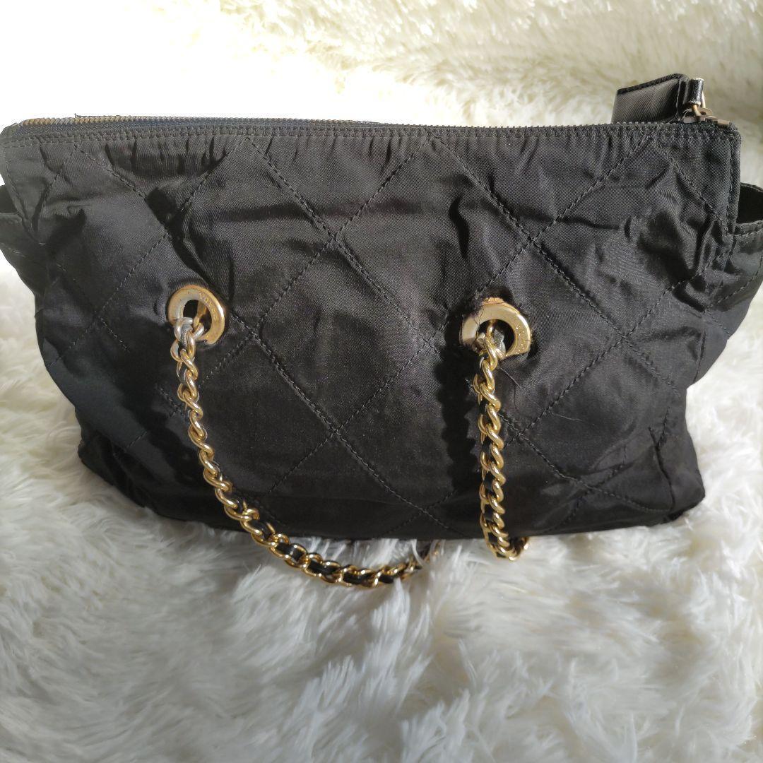 PRADA キルティングチェーンバッグ 肩掛け ショルダーバッグ レディース