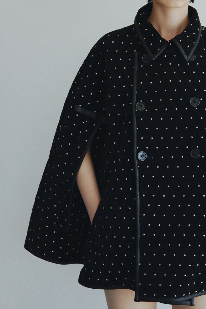 Bibiy. ビビィ ODETTE CAPE ドット柄 ポンチョ・ケープコート