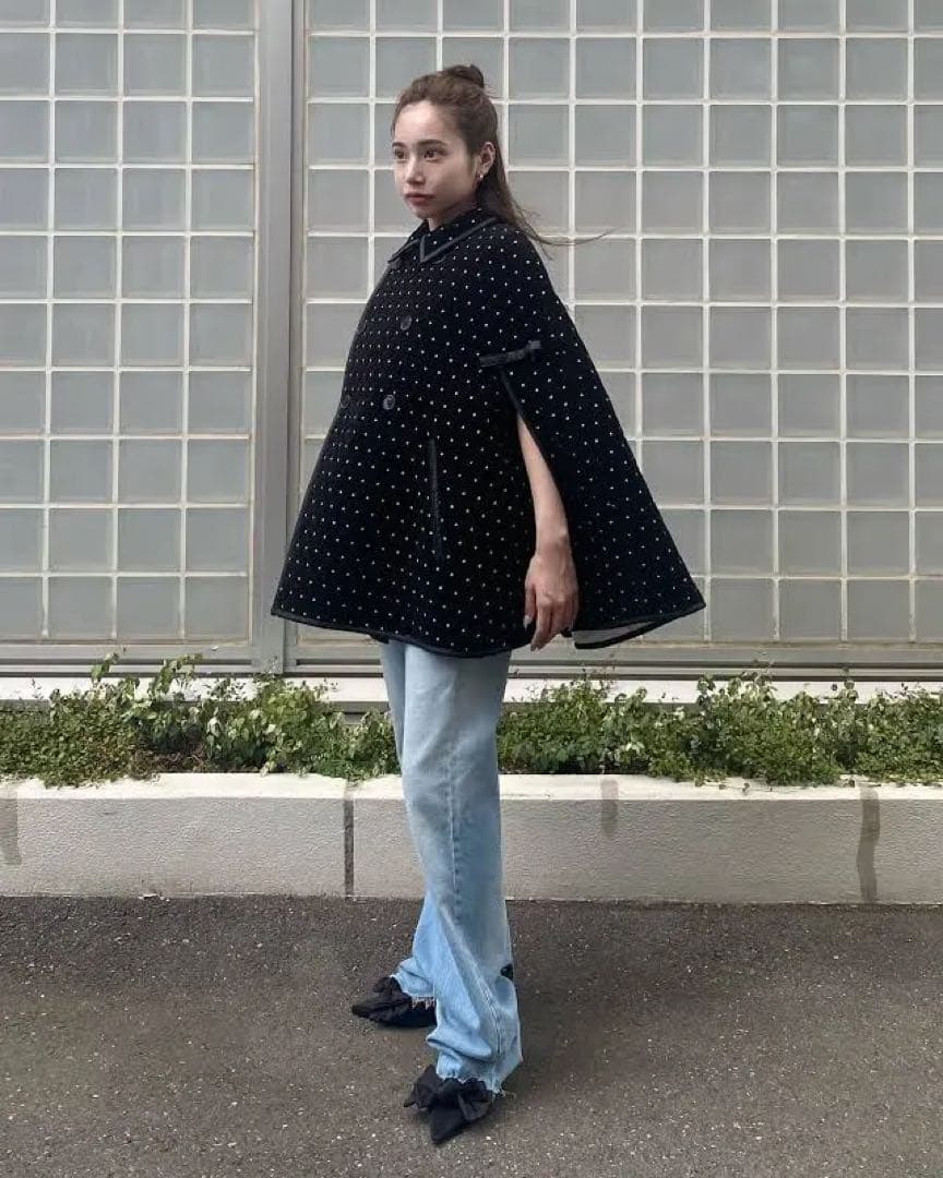 Bibiy. ビビィ ODETTE CAPE ドット柄 ポンチョ・ケープコート
