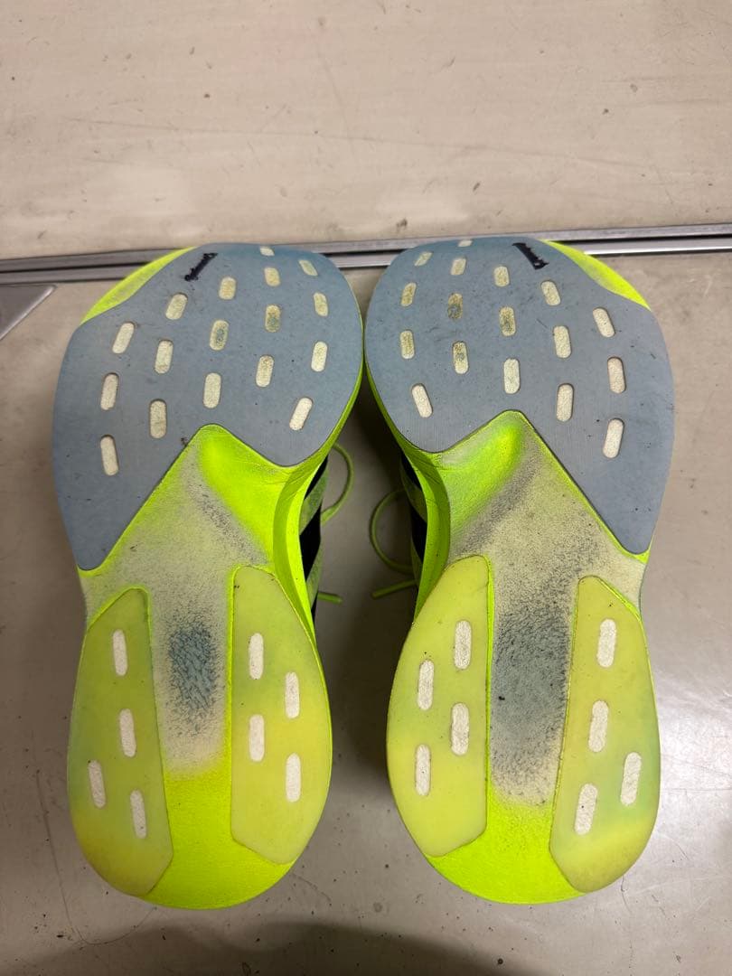 アディダス　エボsl　26.0cm