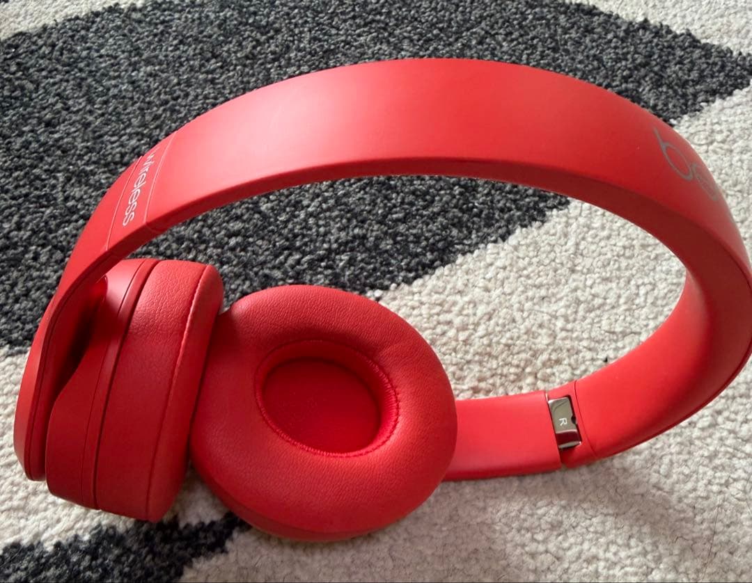 BEATS SOLO3 ワイヤレスヘッドホン レッド 特別版