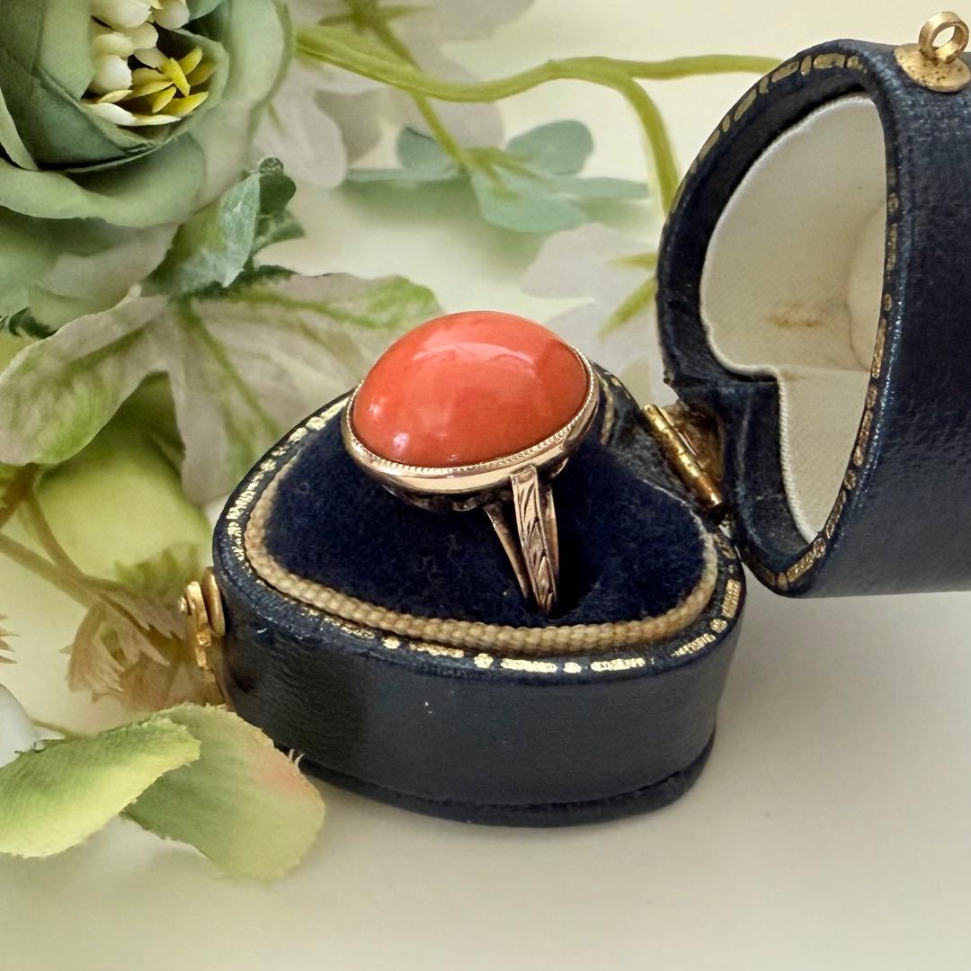 専用アンティークK14YG珊瑚サンゴリング　ミルグレインに手彫り　色の綺麗な珊瑚