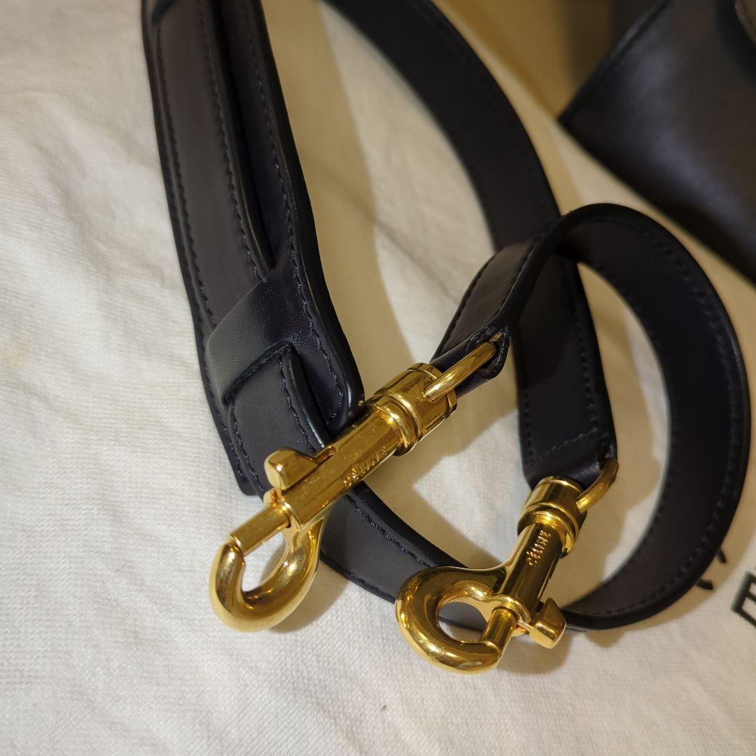 ✨美品✨セリーヌトラペラーズレザースエード２wayバッグ　ＢＬＡＣＫ！