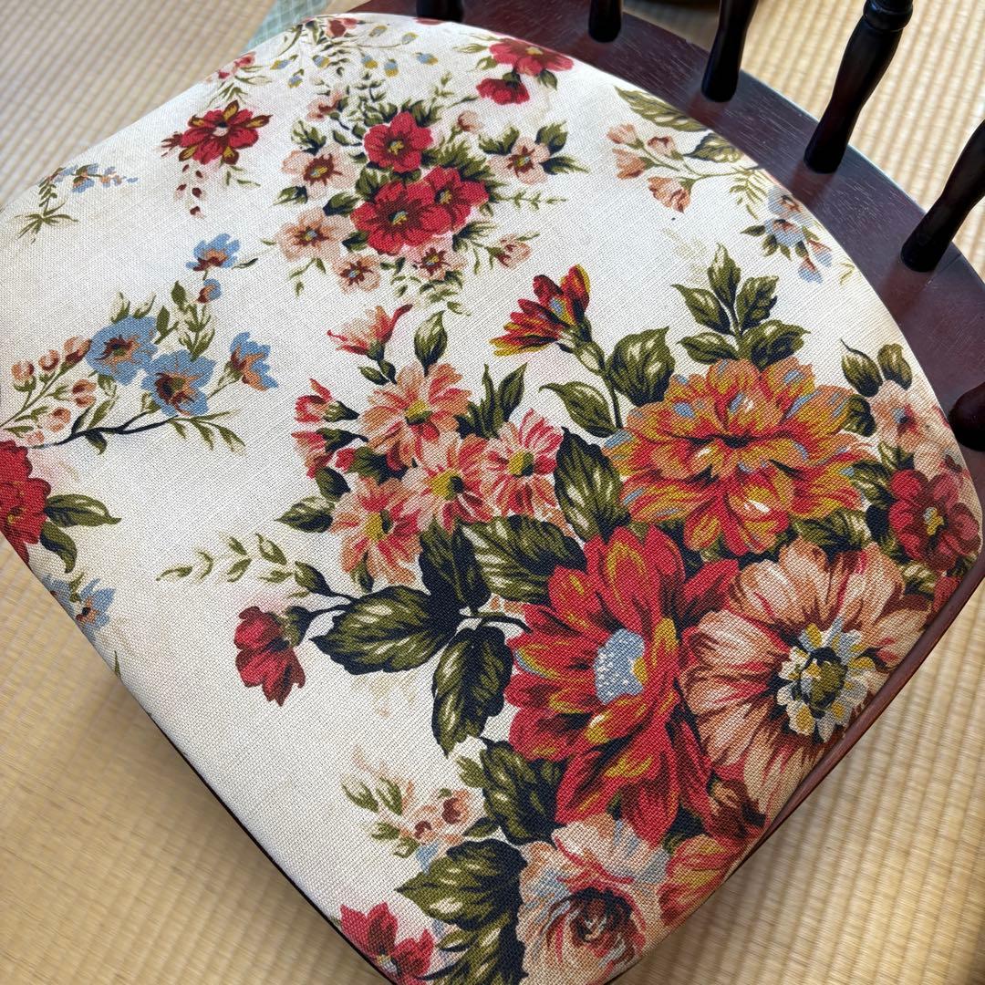 【ちひろ】① MIKIMOKU 2脚　椅子　花柄　ヴィンテージ　チェア