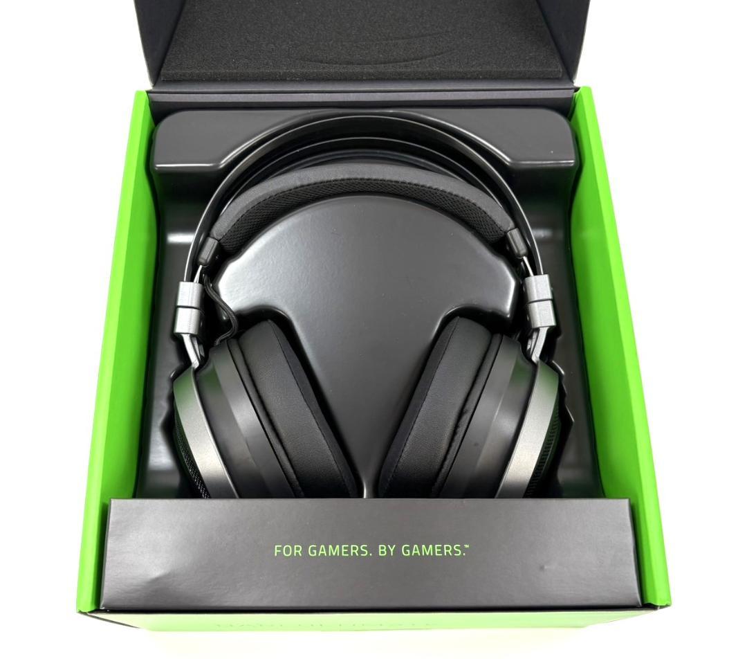 Razer Nari Ultimate ゲーミングヘッドセット