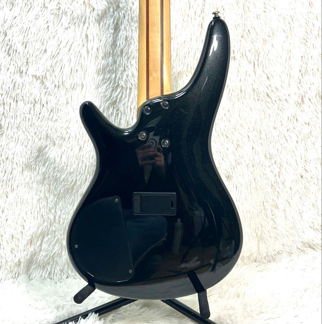 Ibanez SR305 アクティブ 5弦ベース 極細ネック