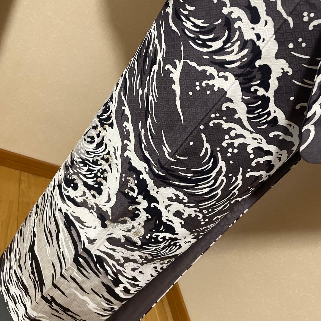 もんぷちさまご成約　成謙工房謹製　大胆な波飛沫の描かれた訪問着