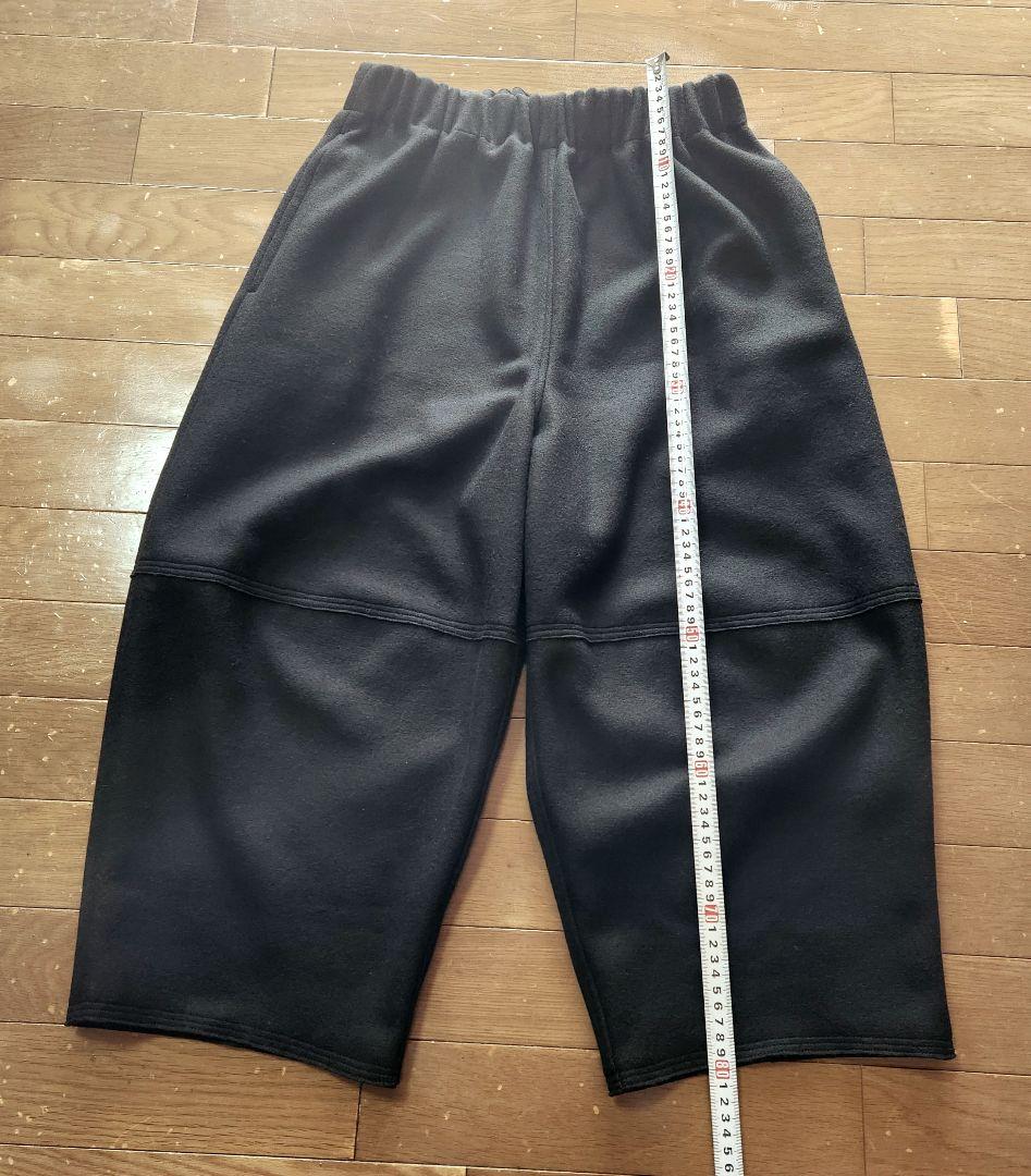 banmariバルーンパンツ　圧縮ウールニット黒