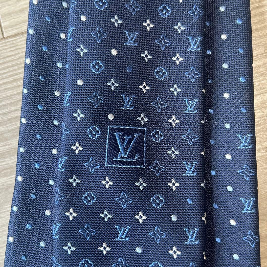 LOUIS VUITTON ネクタイ・モノグラム グラディエント ドッツ 8CM