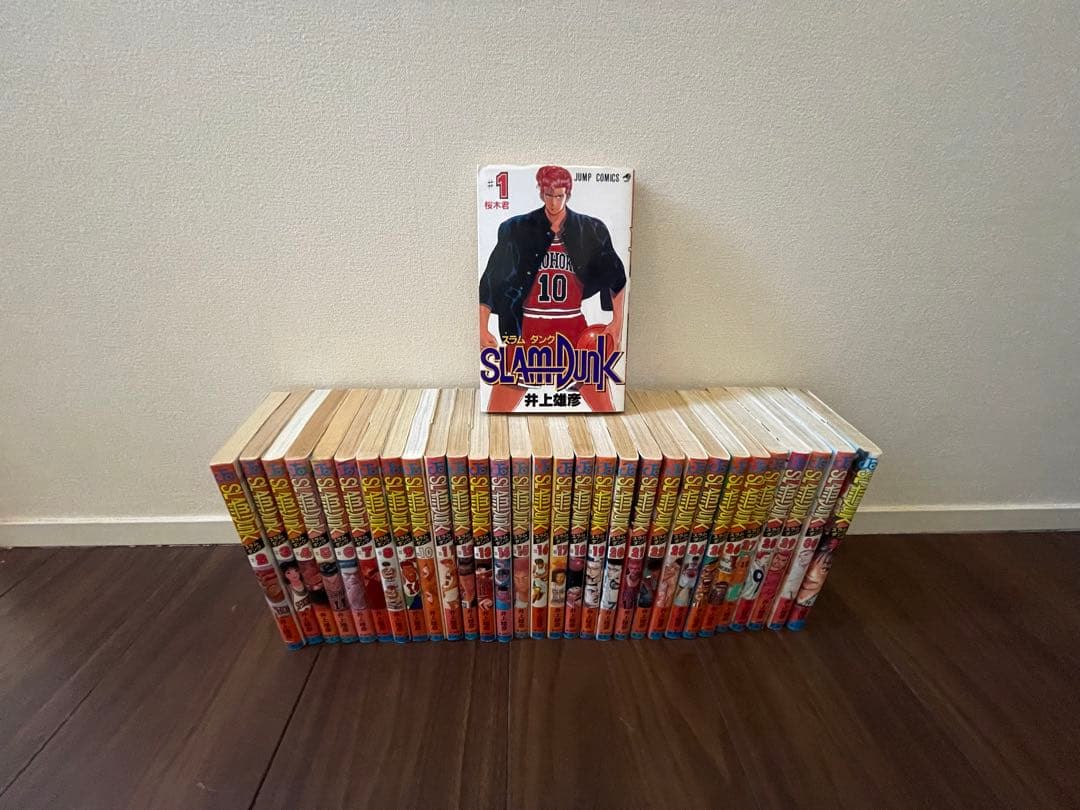 バガボンド1〜27、スラムダンク全巻、リアル1〜7、ブザービーター、カメレオン